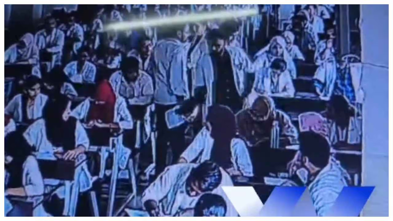 w-1280,h-720,croprect-0x1x1280x719,imgid-01khzr0eszyky1jf9nb3frbfmf,imgname-sudent-attack-teacher-in-exam-hall-1771665636159