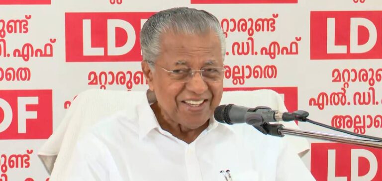 pinarayi-vijayan-12
