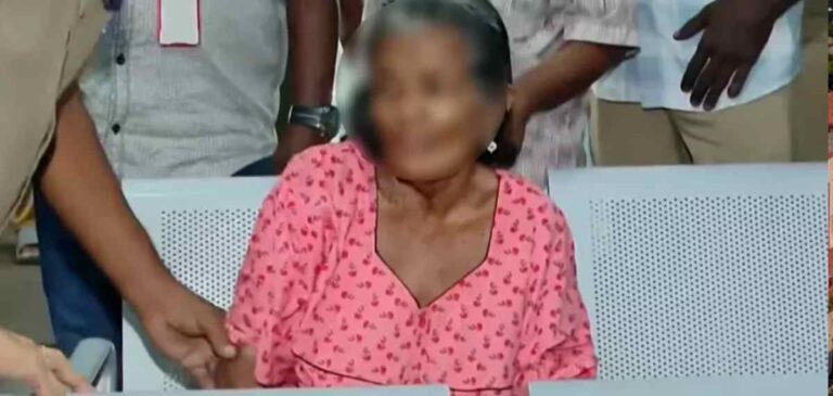 elderly-woman-at-ksrtc-bus-stand