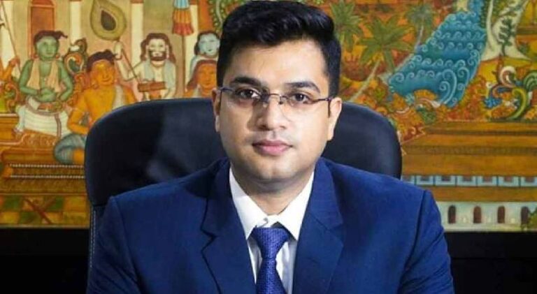 snehil-kumar-ias
