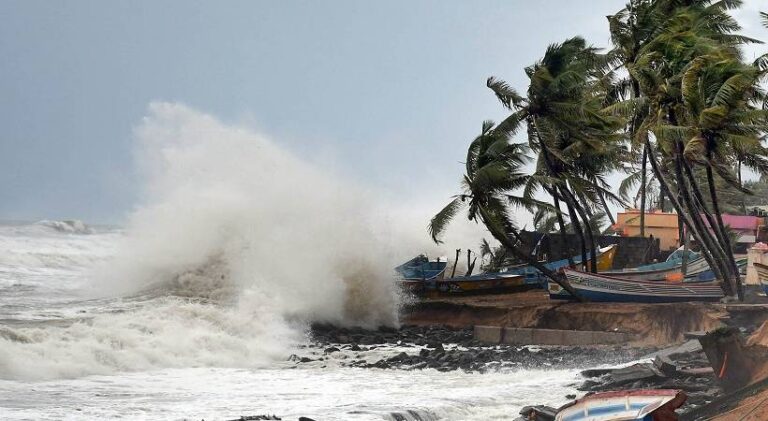 Cyclone-likely-to-bring-rainfall-in-Kerala