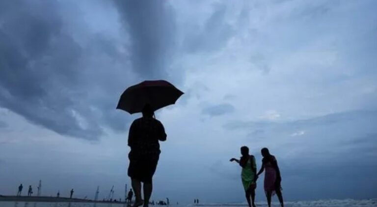 Kerala-rain_-Yellow-alert-in-5-districts