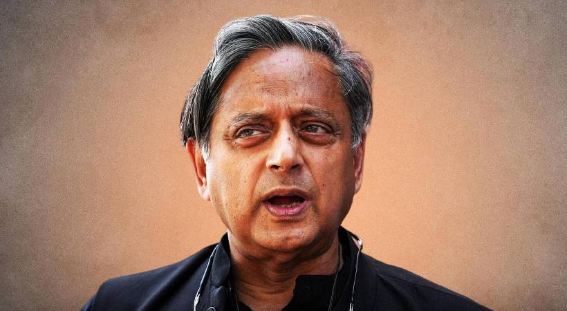 Shashi-Tharoor-campaigns-in-Thiruvananthapuram-Corporation